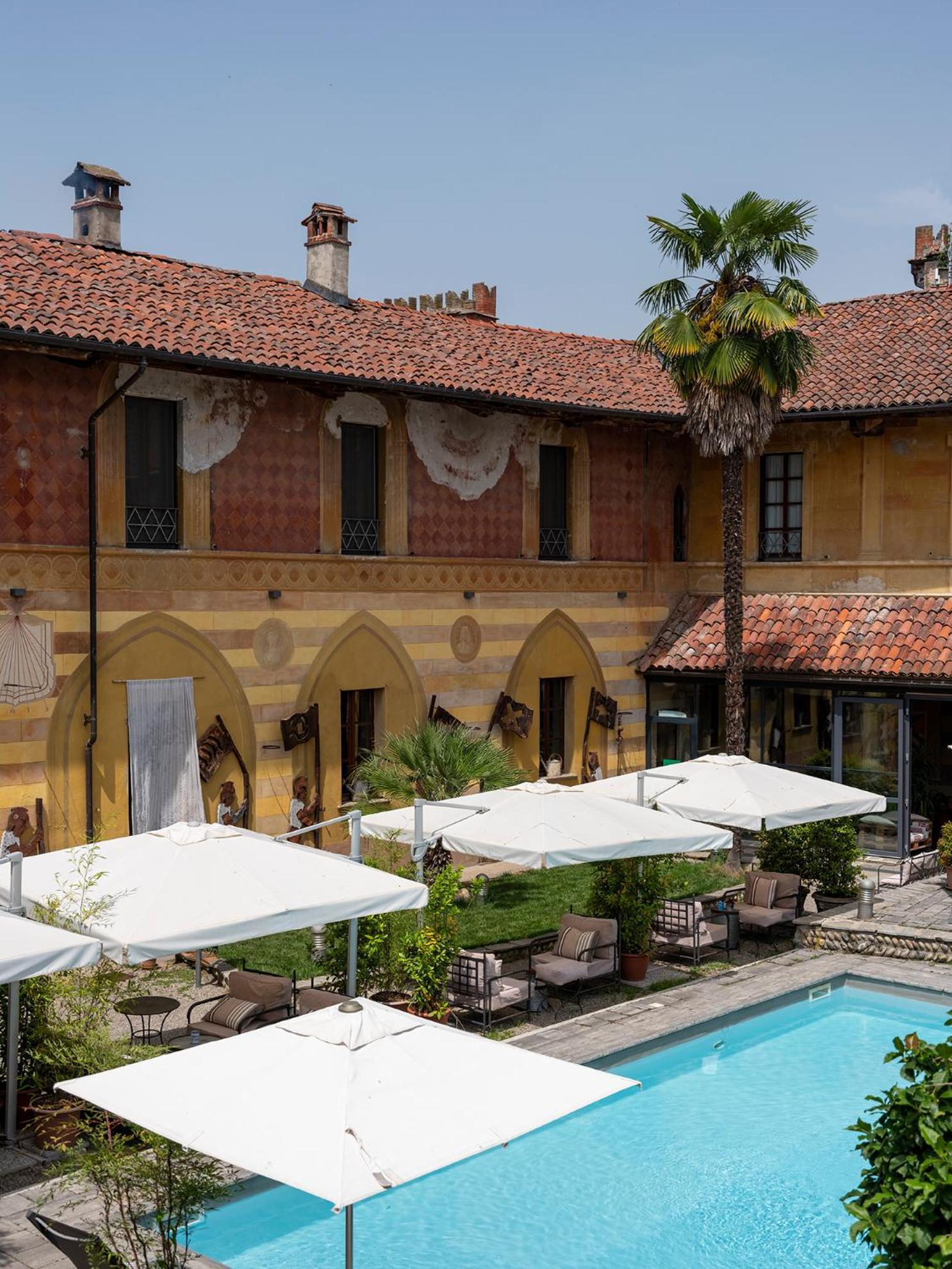 Al Castello Resort Sillavengo Eksteriør bilde