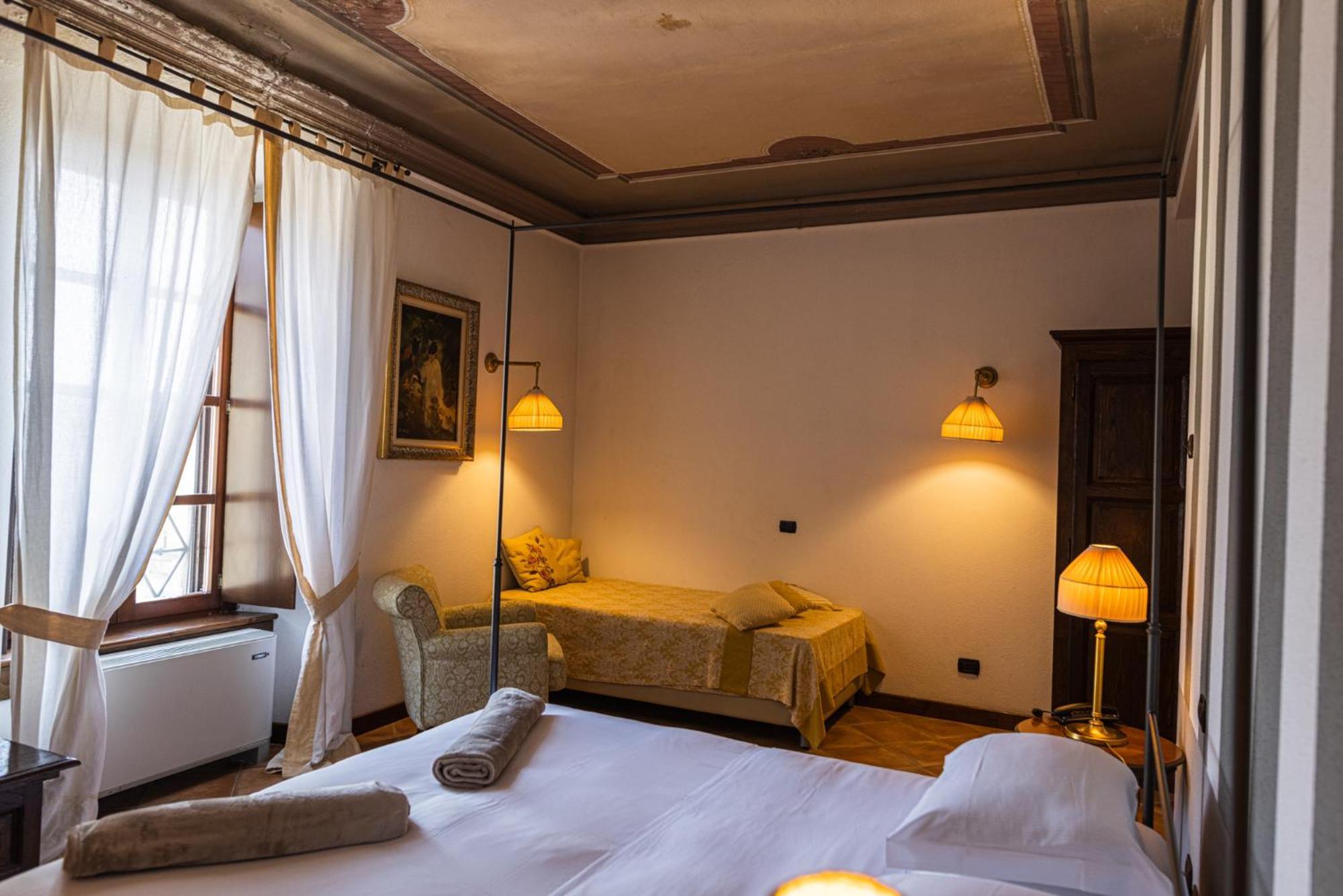 Al Castello Resort Sillavengo Eksteriør bilde