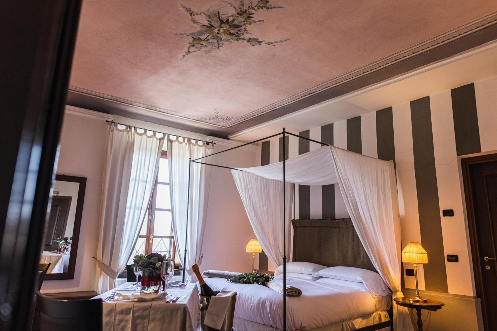 Al Castello Resort Sillavengo Eksteriør bilde