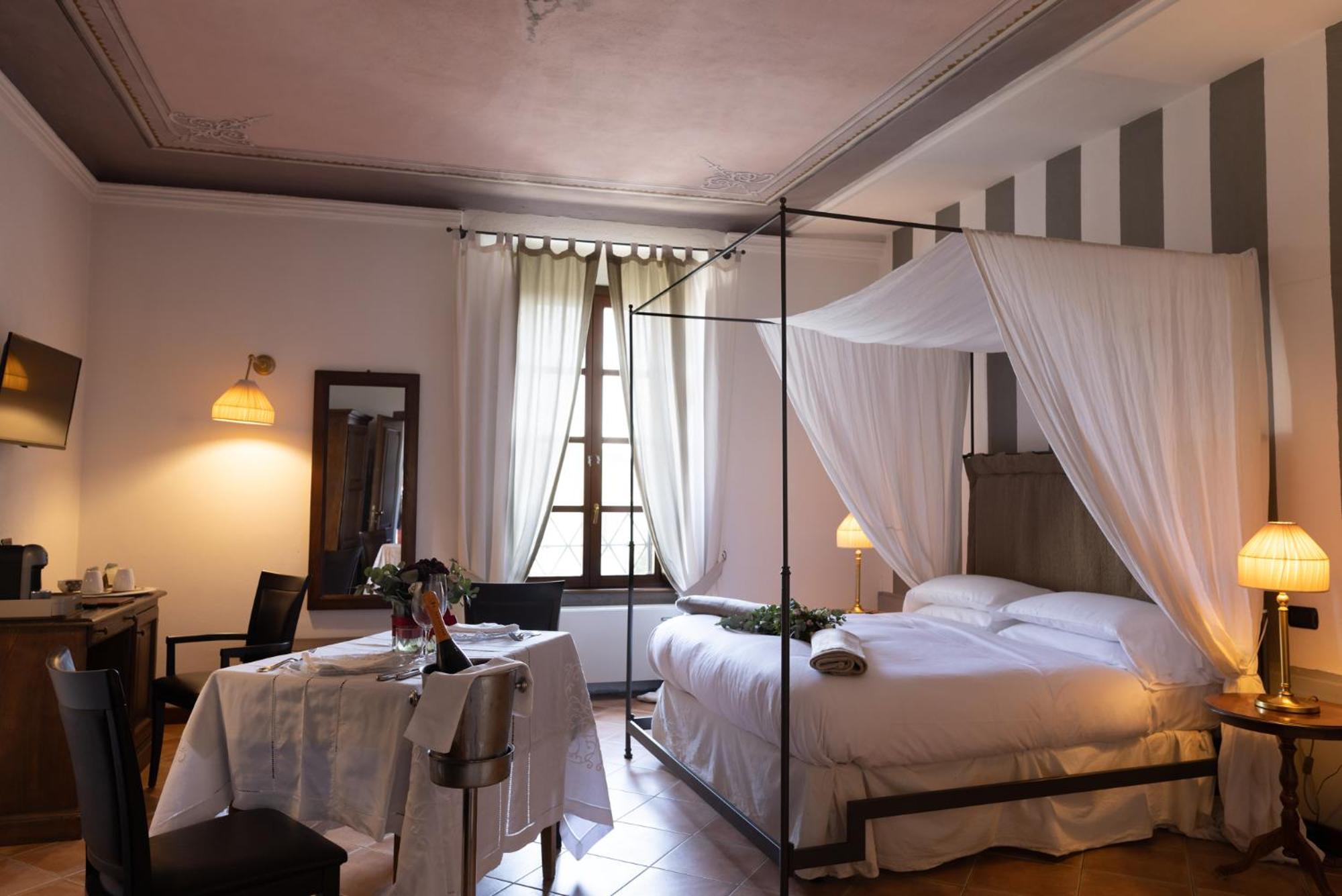 Al Castello Resort Sillavengo Eksteriør bilde